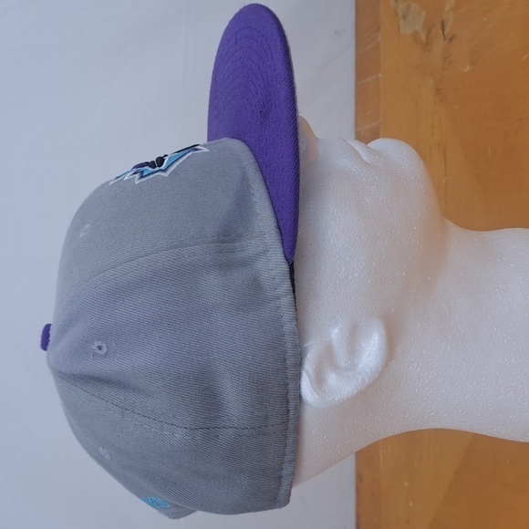 New Era Toronto Blue Jays embroidered logo gray & purple baseball snapback hat - Picture 4 of 7